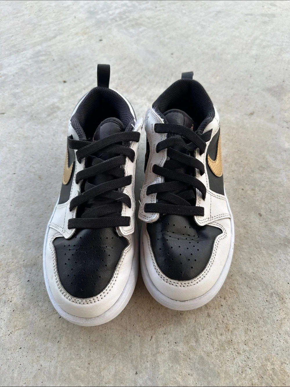 Nike Jordan 1 Low Alt sz 3 youth